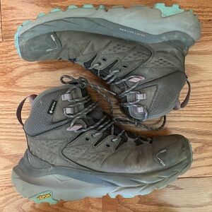 Hoka Women’s Waterproof Hiking Boots - Kaha 2 GTX Sz 7.5
